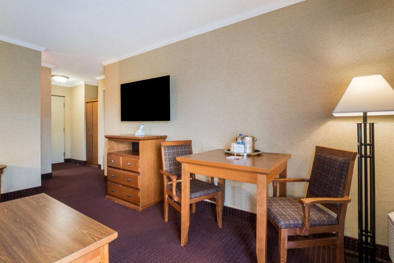Best Western Plus Norwester Hotel & Conference Centre Thunder Bay Exteriör bild