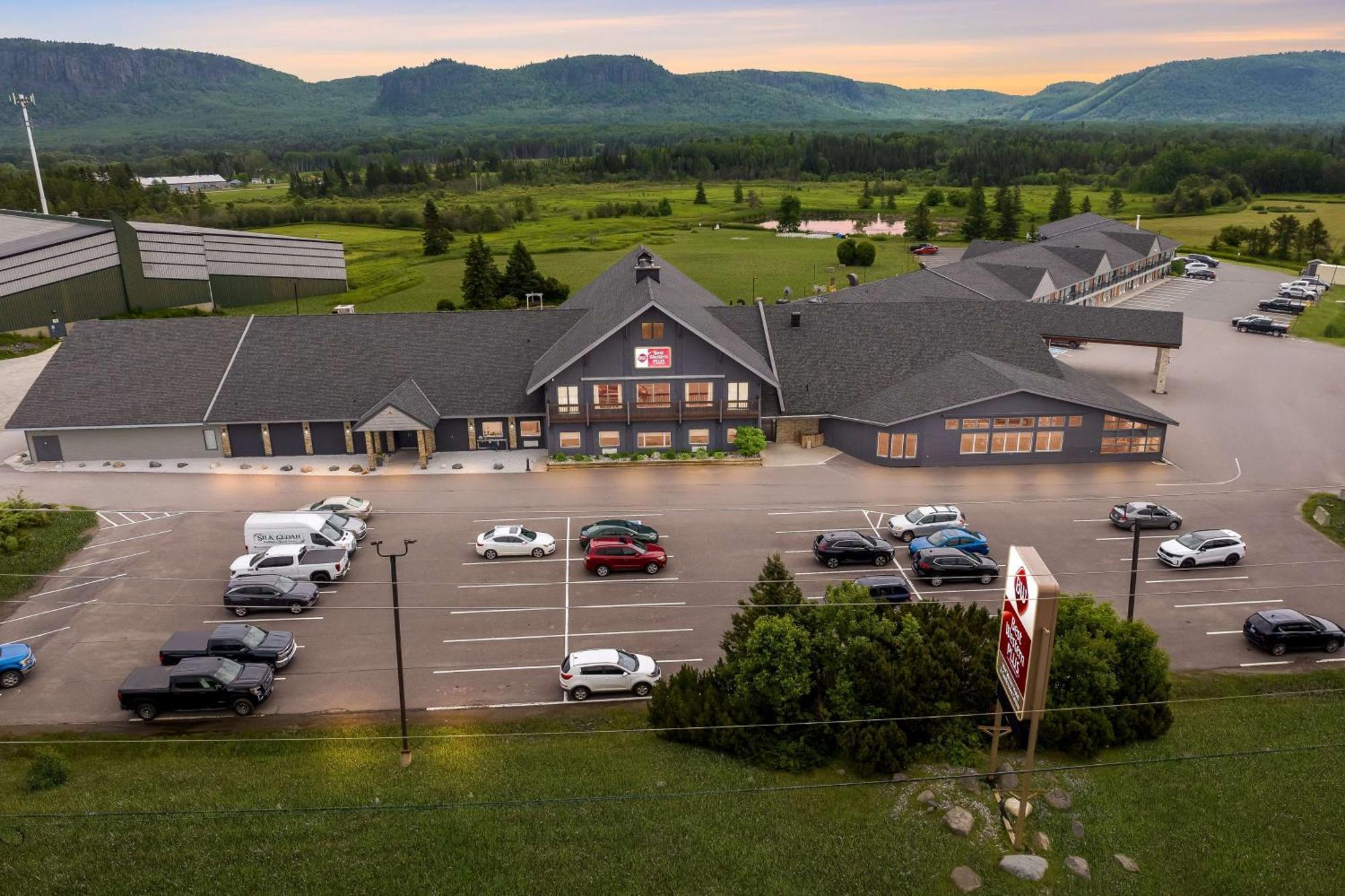 Best Western Plus Norwester Hotel & Conference Centre Thunder Bay Exteriör bild